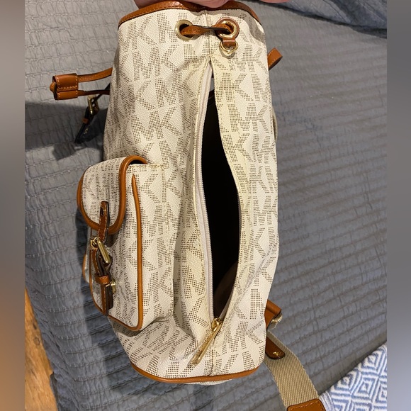 Michael Kors vintage backpack - Picture 9 of 16